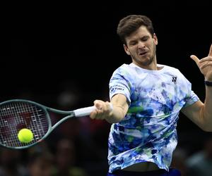 Hubert Hurkacz zagra jednak w ATP Finals? Stefanos Tsitsipas ma problemy z łokciem!