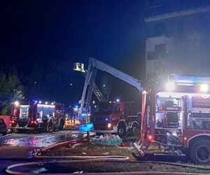 Pożar przy ul. Krańcowej w Poznaniu. Strażacy: To była trudna noc [ZDJĘCIA]