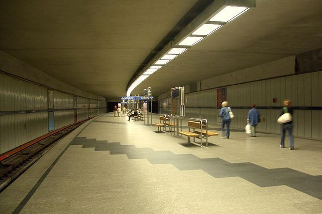Peron Metra