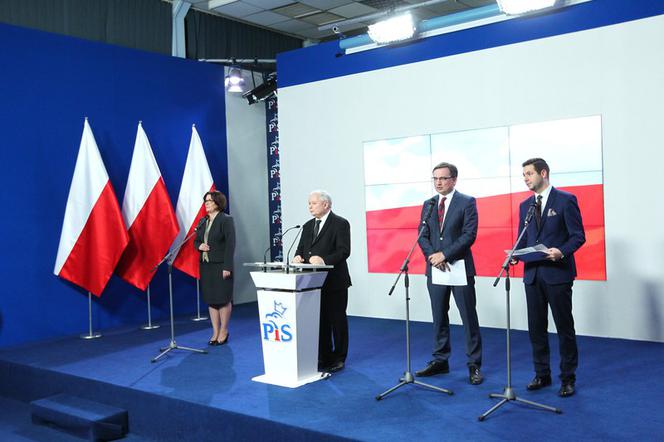 Kaczyński i Ziobro powołują komisję weryfikacyjną ws. reprywatyzacji. Kto przed nią stanie? [ZDJĘCIA]