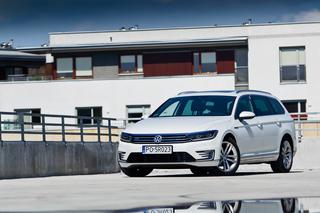 TEST Volkswagen Passat Variant GTE: elektryzujące kombi