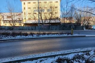 Graffiti z błędem ortograficznym