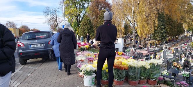 Przygotowania do Wszystkich Świętych Zamość