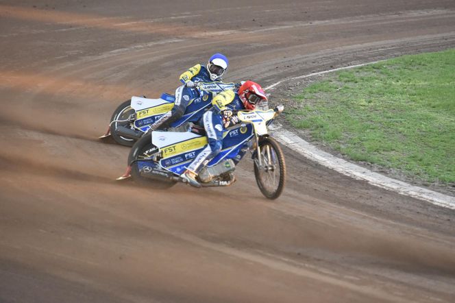KS Toruń - Bayersystem GKM Grudziądz, zdjęcia kibiców i zawodników z Motoareny