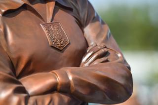 Gerard Cieślik, legenda Ruchu Chorzów ma swój pomnik. Pod Stadionem Śląskim