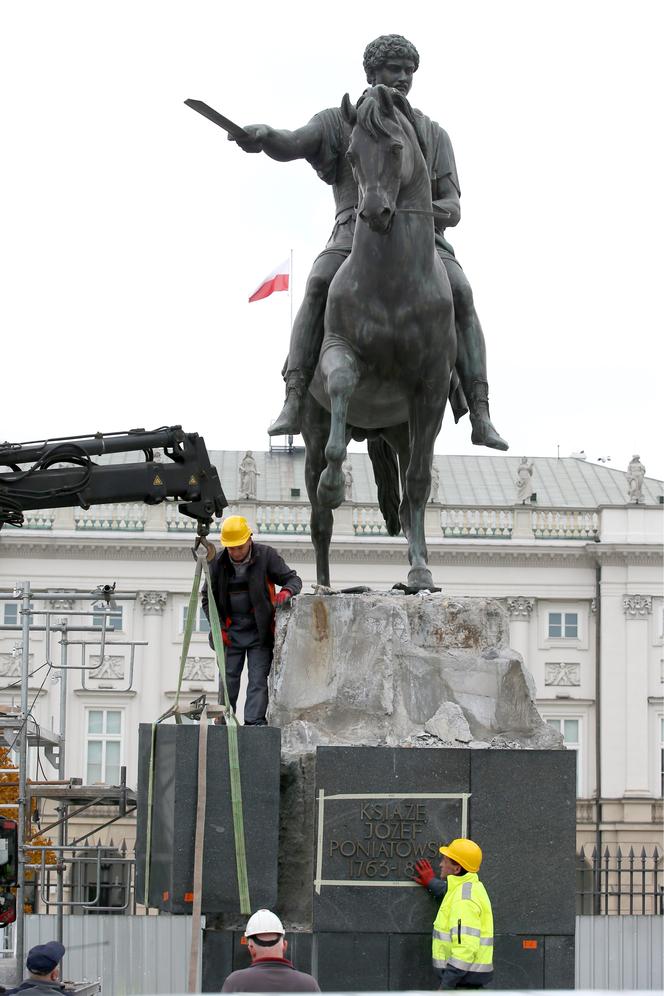 Remont pomnika Józefa Poniatowskiego w Warszawie