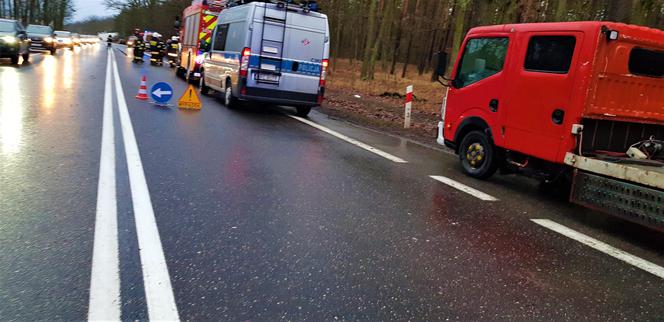 Wypadek w Pędzwie - BMW zmasakrowane