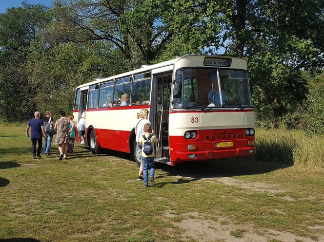 Autosan MZK w Lesznie kursował na Drzwi Otwarte Schroniska dla Bezdomnych Zwierząt w Henrykowie 