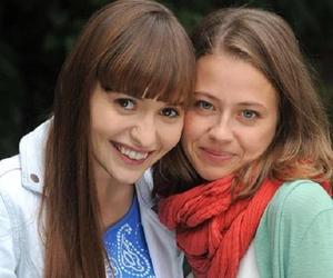 M jak miłość. Eryka (Marta Juras),Janka (Joanna Osyda)