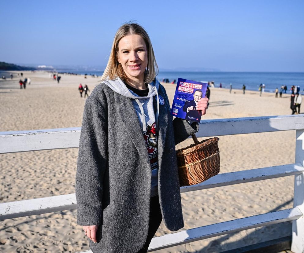 Marta Nawrocka w sportowych butach