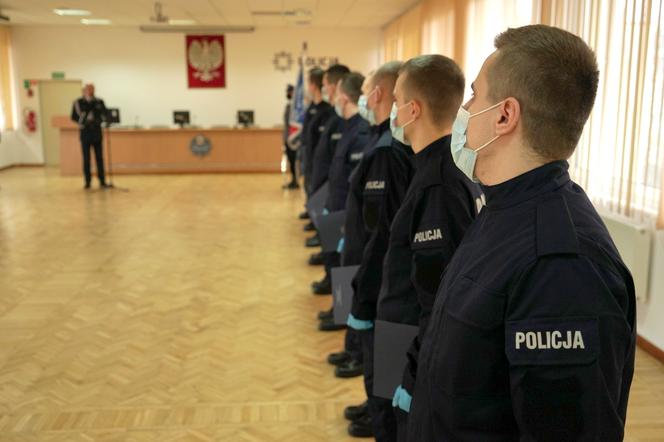 Nowi policjanci w Bydgoszczy i regionie! Ślubowanie złożyło 52 funkcjonariuszy