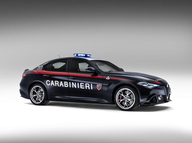Alfa Romeo Giulia Quadrifoglio Carabinieri