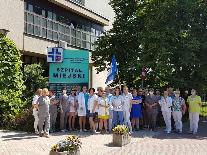 7 czerwca protestowali także pielęgniarze, położne i pielęgniarki ze Szpitala Miejskiego w Siedlcach