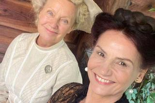 Dwajtis na planie. Olga Czertwanowa (Małgorzata Pieczyńska), Aneta (Maria Pakulnis)