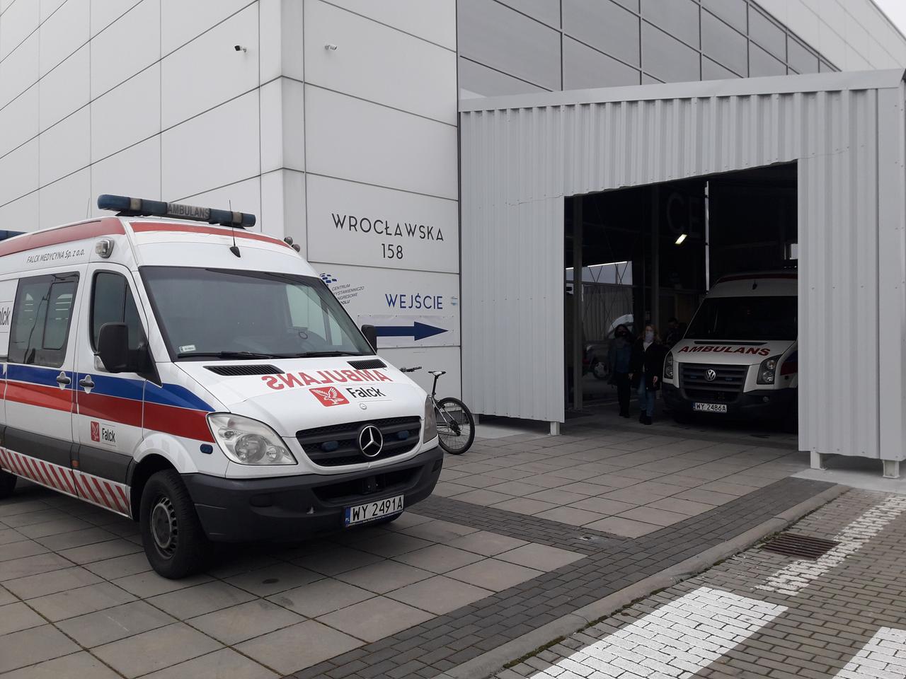 Szpital tymczasowy w CWK. Kadra gotowa do rozpoczęcia pracy z chorymi na COVID19