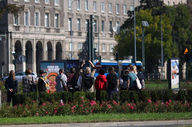 Historia Nowej Huty w komiksie. Otwarcie wystawy na placu Centralnym