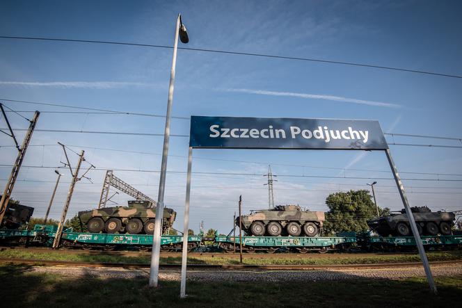 Kilka tys. żołnierzy ruszyło ze Szczecina na Podkarpacie! Błaszczak wyjaśnia dlaczego [WIDEO, ZDJĘCIA]
