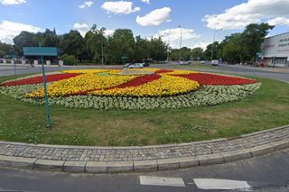 Przejście dla pieszych przy rondzie Lussy (Alei Piłsudskiego i Branickiego) 