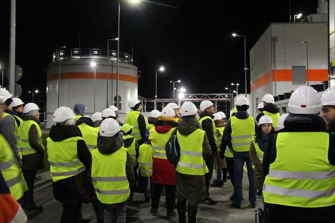 Tłumy na nocnym zwiedzaniu PGE Toruń! Co udało się zobaczyć?