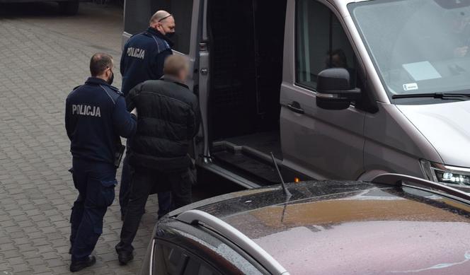 Radomierz: Pił i bił! 53-latek zrobił swojej żonie prawdziwe piekło