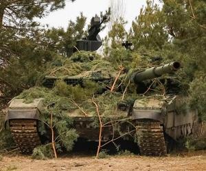 Był dumą rosyjskiej armii. „Daszek antydronowy nie uratował T-90M. Najlepszy czołg Putina zniszczony