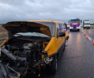 Zderzenie dwóch busów na S5 koło Wilkowic. Jedna osoba poszkodowana