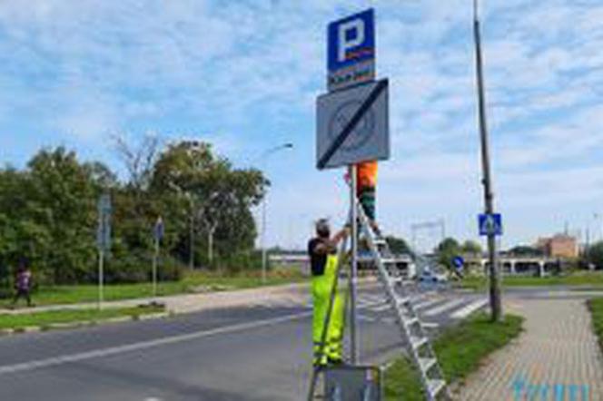 UWAGA KIEROWCY - Strefa Płatnego Parkowania się rozrasta! 
