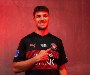 Wzmocnienie „last minute” duńskiego FC Midtjylland. Ma pomóc ograć Legię w walce o fazę grupową Ligi Konferencji
