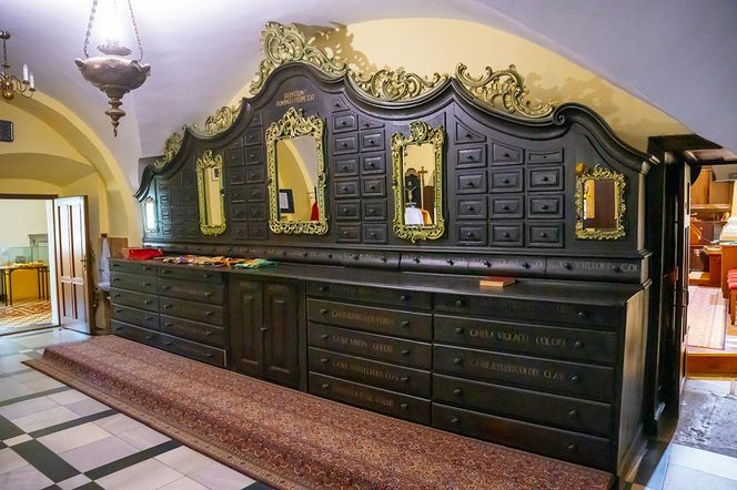Kościół Niepokalanego Poczęcia NMP w Lutomiersku