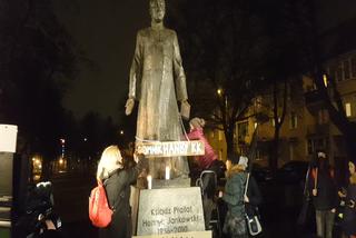 Gdańsk: Pomniki dla ofiar, nie dla katów. Pod pomnikiem ks. Jankowskiego odbył się protest [AUDIO, WIDEO]