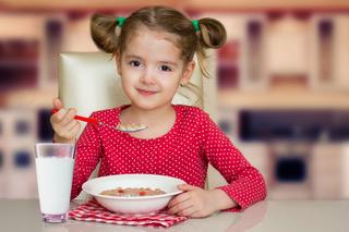 Pomysły na zdrowe śniadanie dla dzieci – 7 przepisów na 7 dni tygodnia   