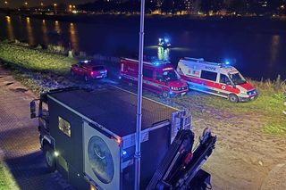 Wrocław. Kobieta z dzieckiem zanurzona w Odrze. Trwa akcja poszukiwawcza [ZDJĘCIA].