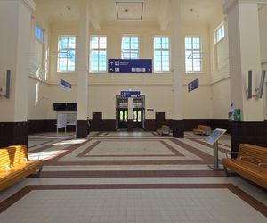 Dworzec kolejowy w Zbąszyniu po remoncie