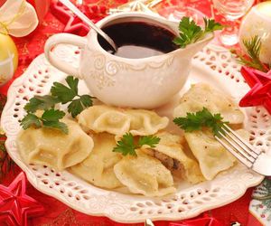 Dietetyczne pierogi: przepis na wigilijne danie w wersji light