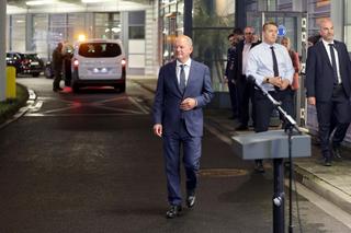 Kolonia-Bonn: Na przybyłych czekał kanclerz Niemiec Olaf Scholz