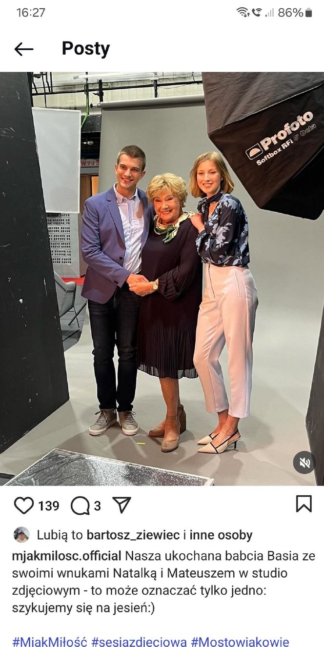 M jak miłość. Barbara (Teresa Lipowska), nowy Mateusz (Rafał Kowalski), Natalka (Dominika Suchecka)