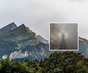Objawienie na szczycie? Turysta ujrzał postać z aureolą na niebie. Wszystko nagrał 