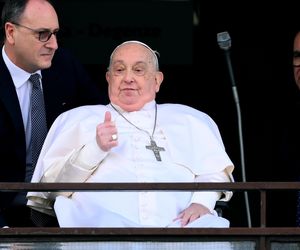 Papież Franciszek o krok od śmierci. Lekarz z Polikliniki Gemelli ujawnił prawdę o ciężkim przebiegu choroby