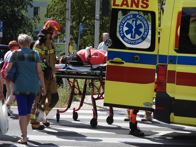 Wjechał w ludzi jak w pachołki. Dwie osoby nie żyją, inni walczą o życie w szpitalu