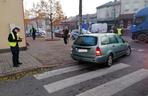 Poważny wypadek w Piotrkowie Kujawskim. Motorowerzysta potrącony przez kierowcę
