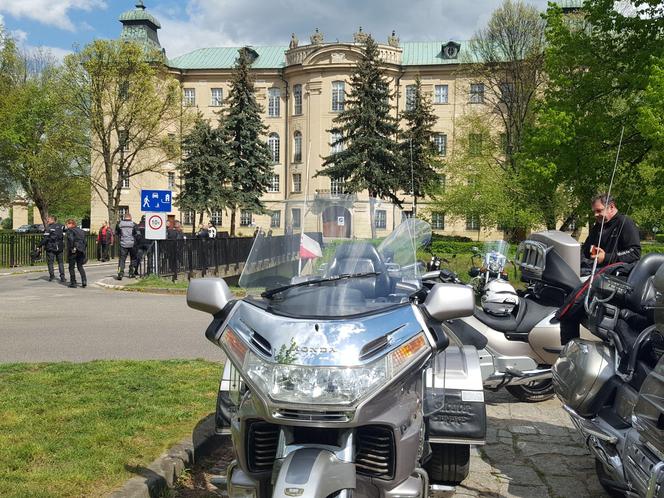 ​Setki motocyklistów na Wiosennym Święceniu Motocykli w Rydzynie