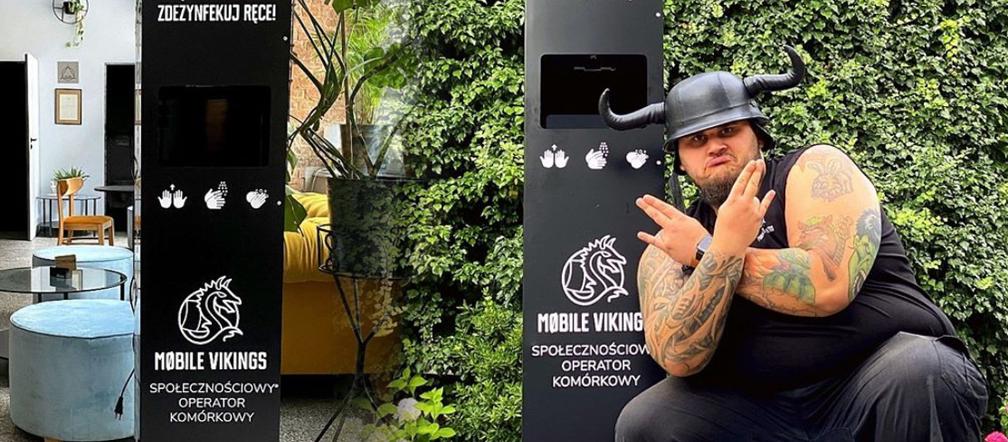 Mobile Vikings stawia automaty do dezyfekcji rąk!