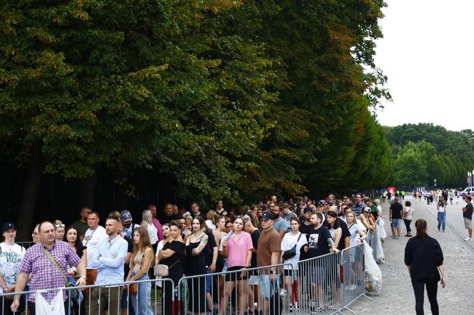 Gigantyczne kolejki przed stadionem. Tak fani czekali na koncert Dawida Podsiadło