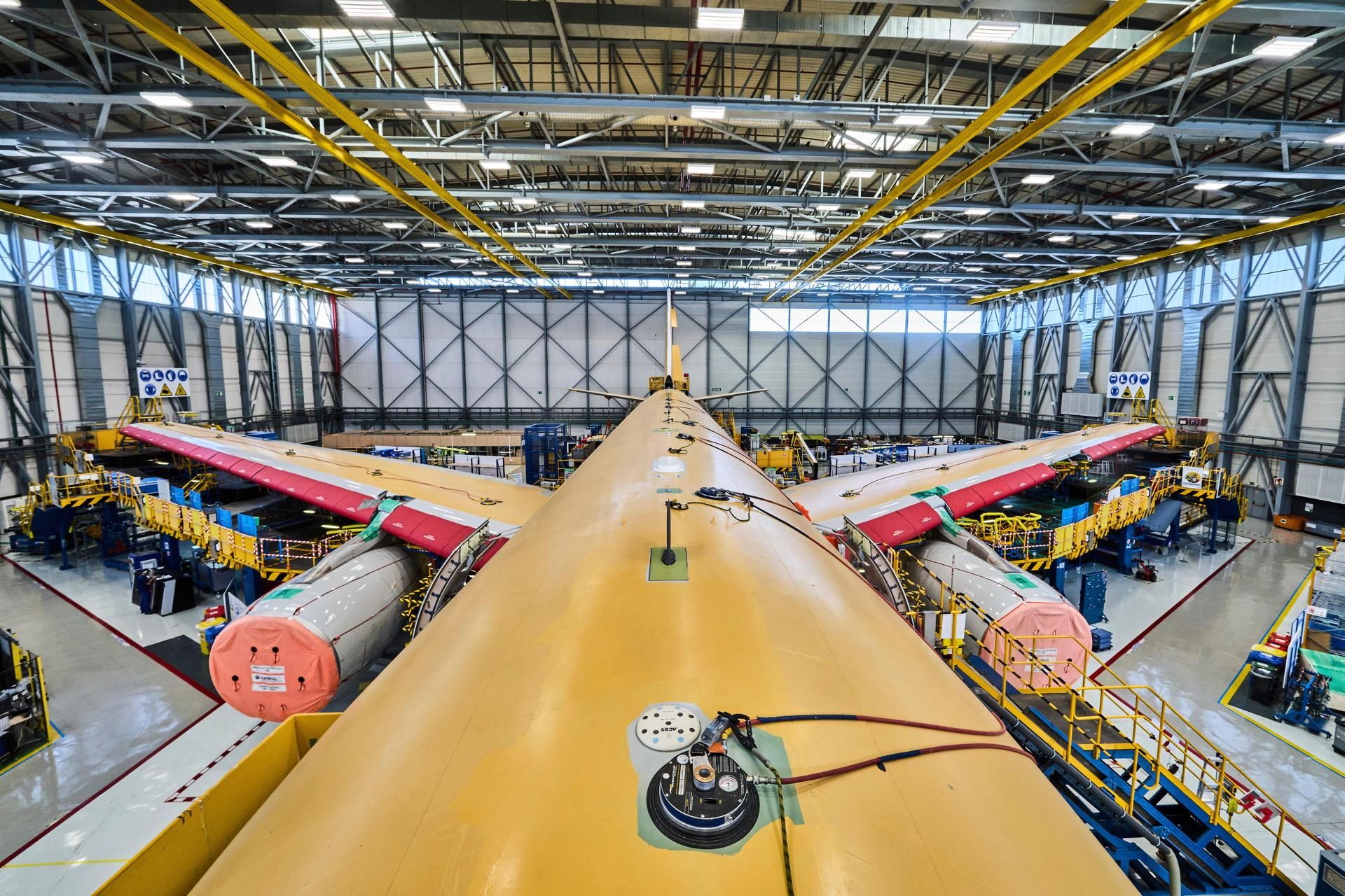 Airbus A400M Atlas, A330 MRTT.
