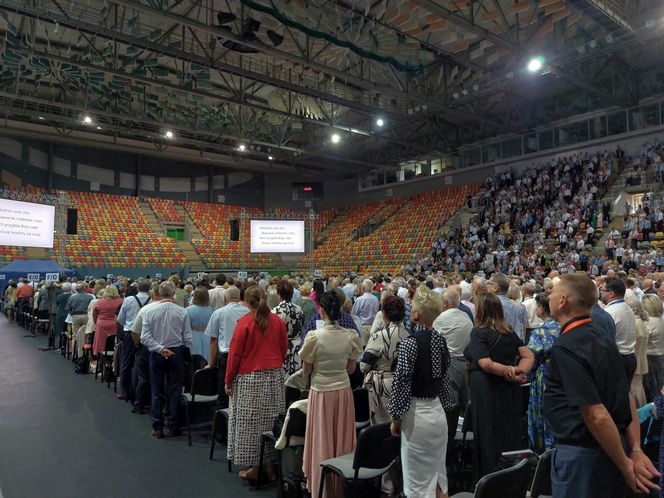 Kongres Świadków Jehowy w Częstochowie. Zdjęcia z soboty 26 lipca 2025