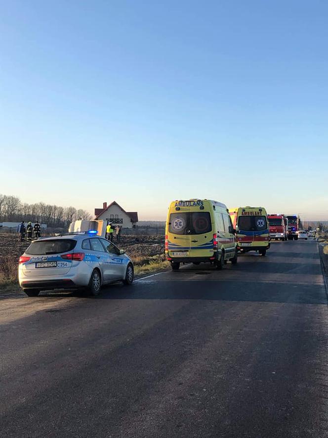 Wypadek na trasie Osówiec - Szczutki. Jedna osoba została poszkodowana! [ZDJĘCIA] 