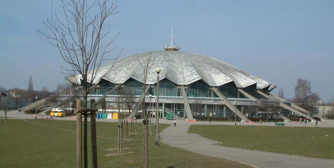 Kończą się negocjacje dotyczące przebudowy i rozbudowy poznańskiej Areny!