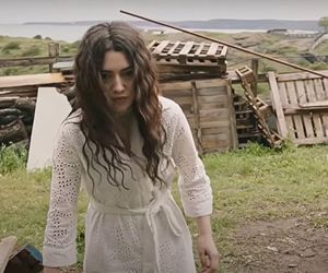 Wichrowe wzgórze 166