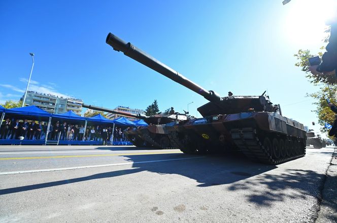Ponad 400 nowych wozów bojowych i modernizacja czołgów. Niemcy kuszą Grecję