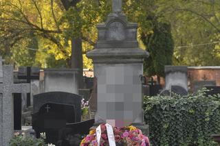 Tak wyglądają groby Jerzego Urbana i jego żony Małgorzaty